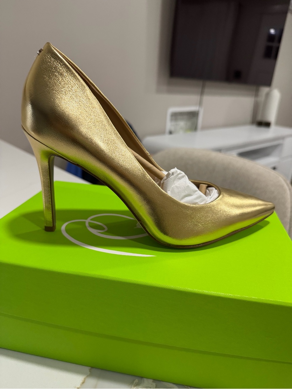 Gold Pointed-Toe Stiletto Pump - Women's Elegant Dress Heel
